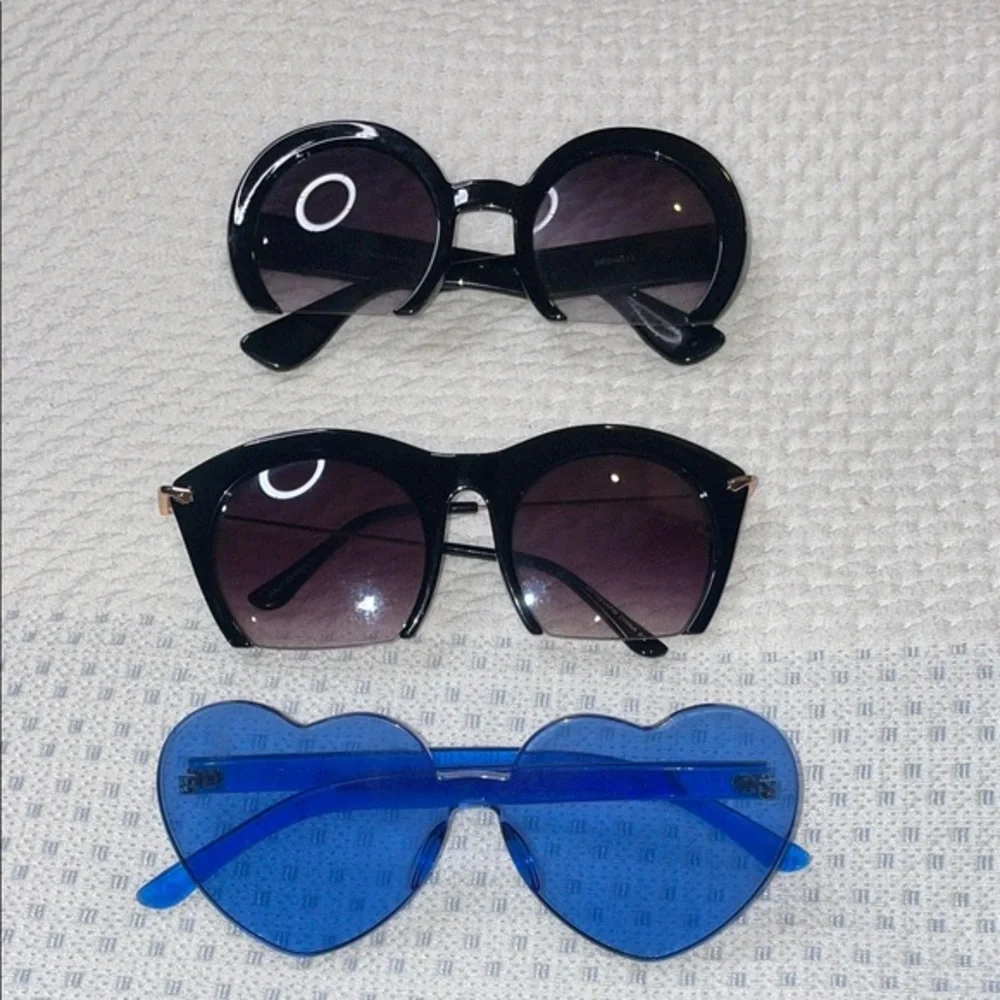 Stylish Sunglasses Set - Black and Blue